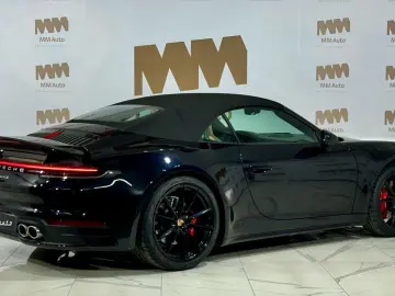 992 911 Carrera 4 S Cabriolet Carbon Lift