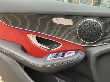 GLC 300 e 4M Coupé AMG NIGHT DISTR 360  LED AMBI