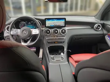 GLC 300 e 4M Coupé AMG NIGHT DISTR 360  LED AMBI