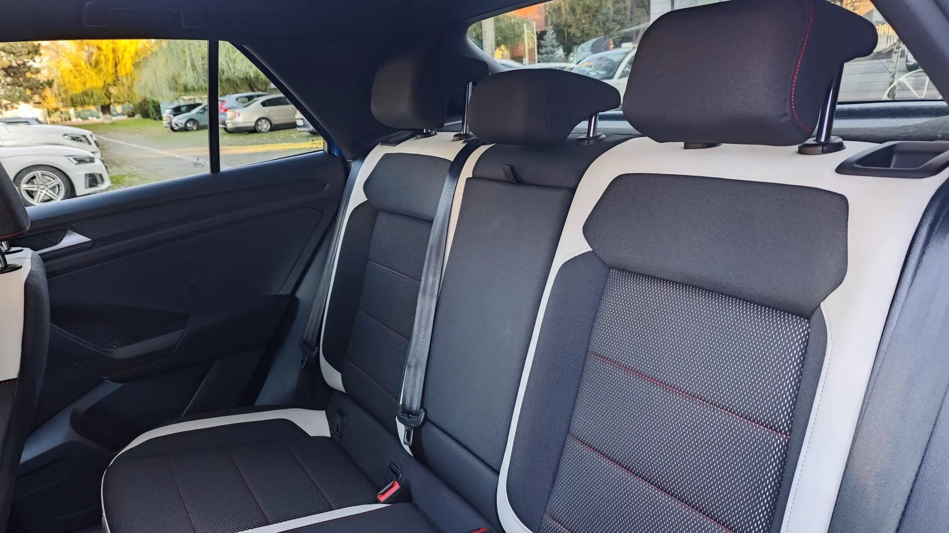 Volkswagen T-Roc Sport 2.0 TSI 4Motion