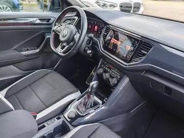 Volkswagen T-Roc Sport 2.0 TSI 4Motion