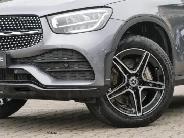 GLC 300e 4M Coupé AMG NIGHT LED NAVI KEYL KAM