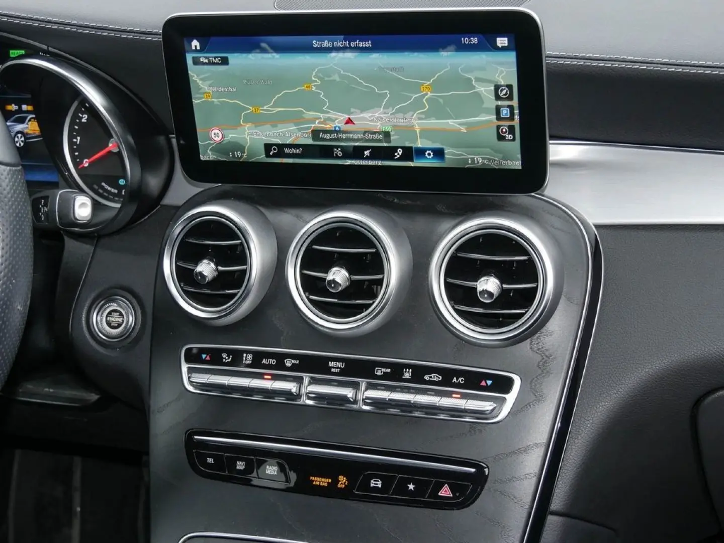 GLC 300e 4M Coupé AMG NIGHT LED NAVI KEYL KAM