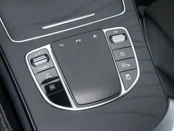 GLC 300e 4M Coupé AMG NIGHT LED NAVI KEYL KAM