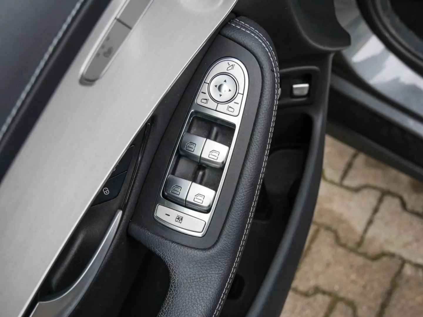 GLC 300e 4M Coupé AMG NIGHT LED NAVI KEYL KAM