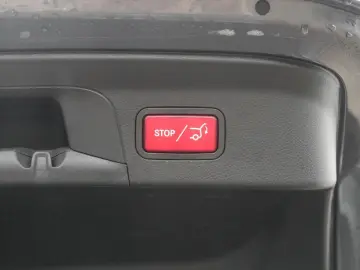 GLC 300e 4M Coupé AMG NIGHT LED NAVI KEYL KAM