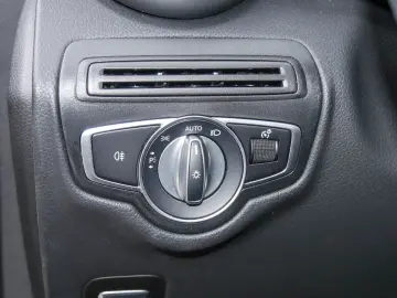 GLC 300e 4M Coupé AMG NIGHT LED NAVI KEYL KAM