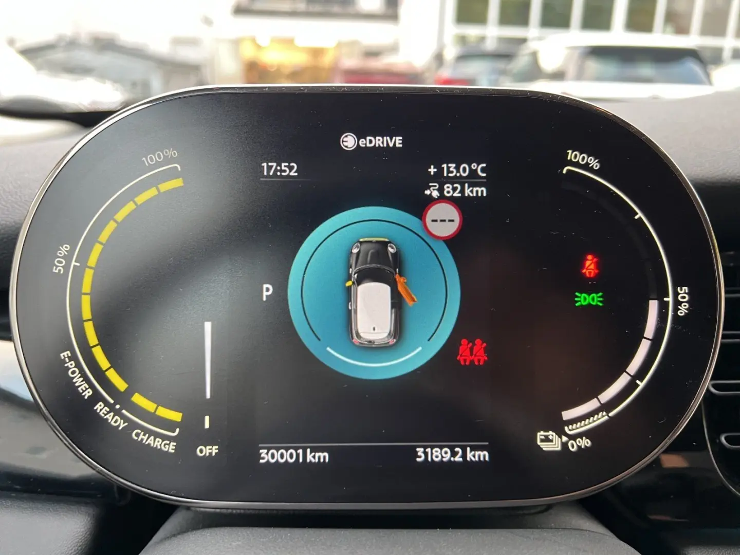 Cooper SE Classic Trim DrivAssist LED Standhzg