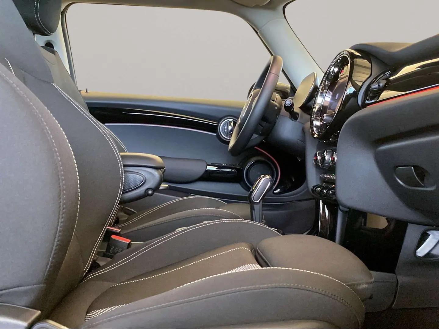 Cooper SE Navi PDC Driv.Assist Sportsitze LED