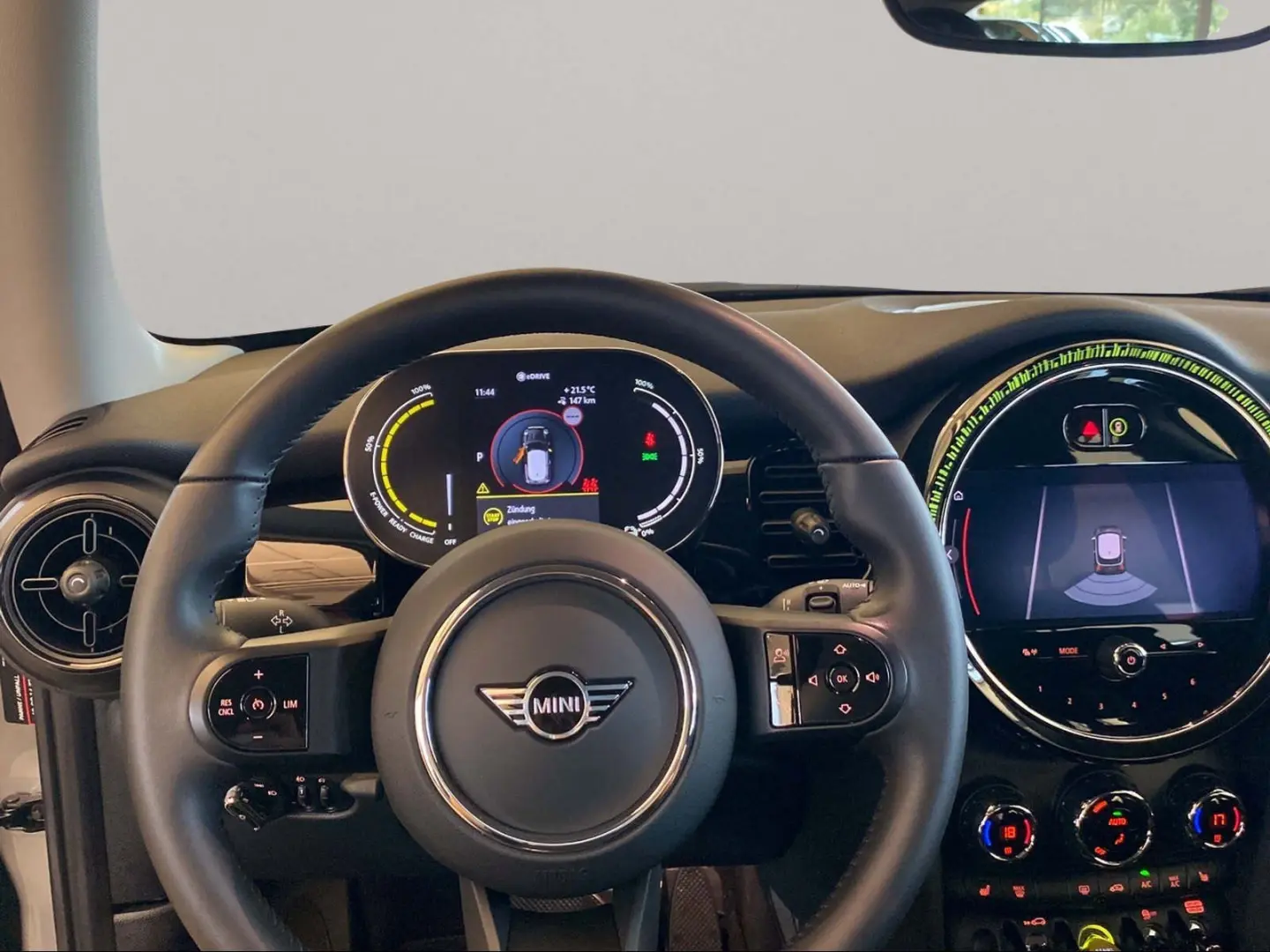 Cooper SE Navi PDC Driv.Assist Sportsitze LED
