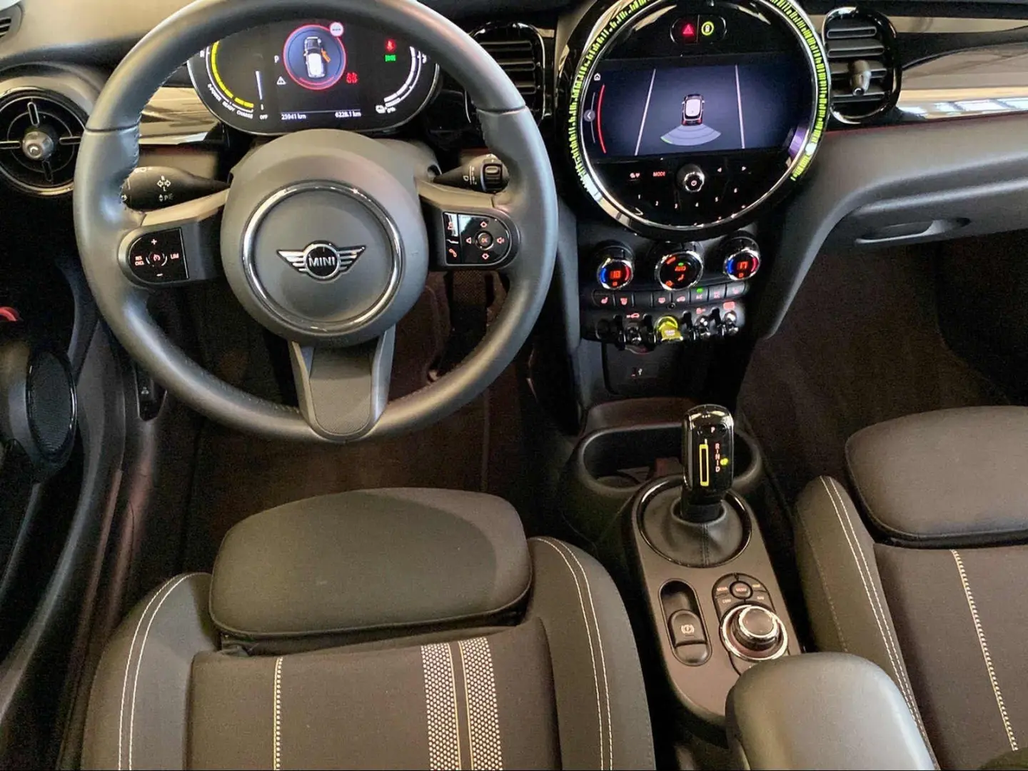 Cooper SE Navi PDC Driv.Assist Sportsitze LED