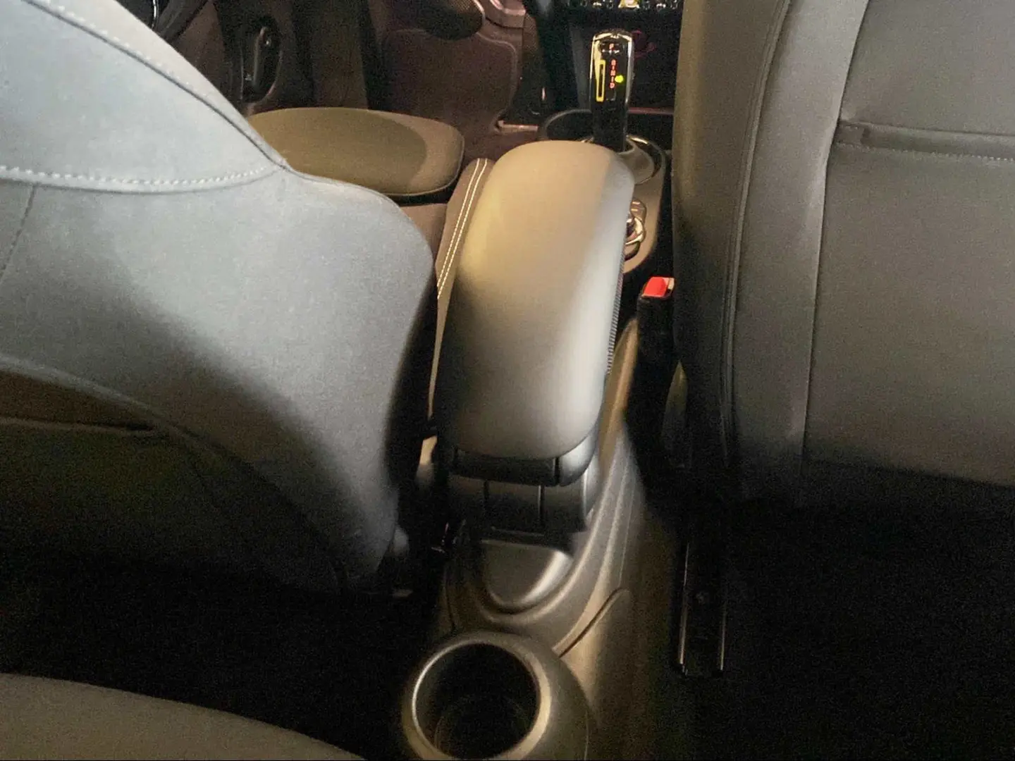 Cooper SE Navi PDC Driv.Assist Sportsitze LED