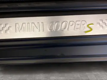 Cooper SE Navi PDC Driv.Assist Sportsitze LED