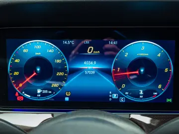 Mercedes-Benz E220d Cabrio