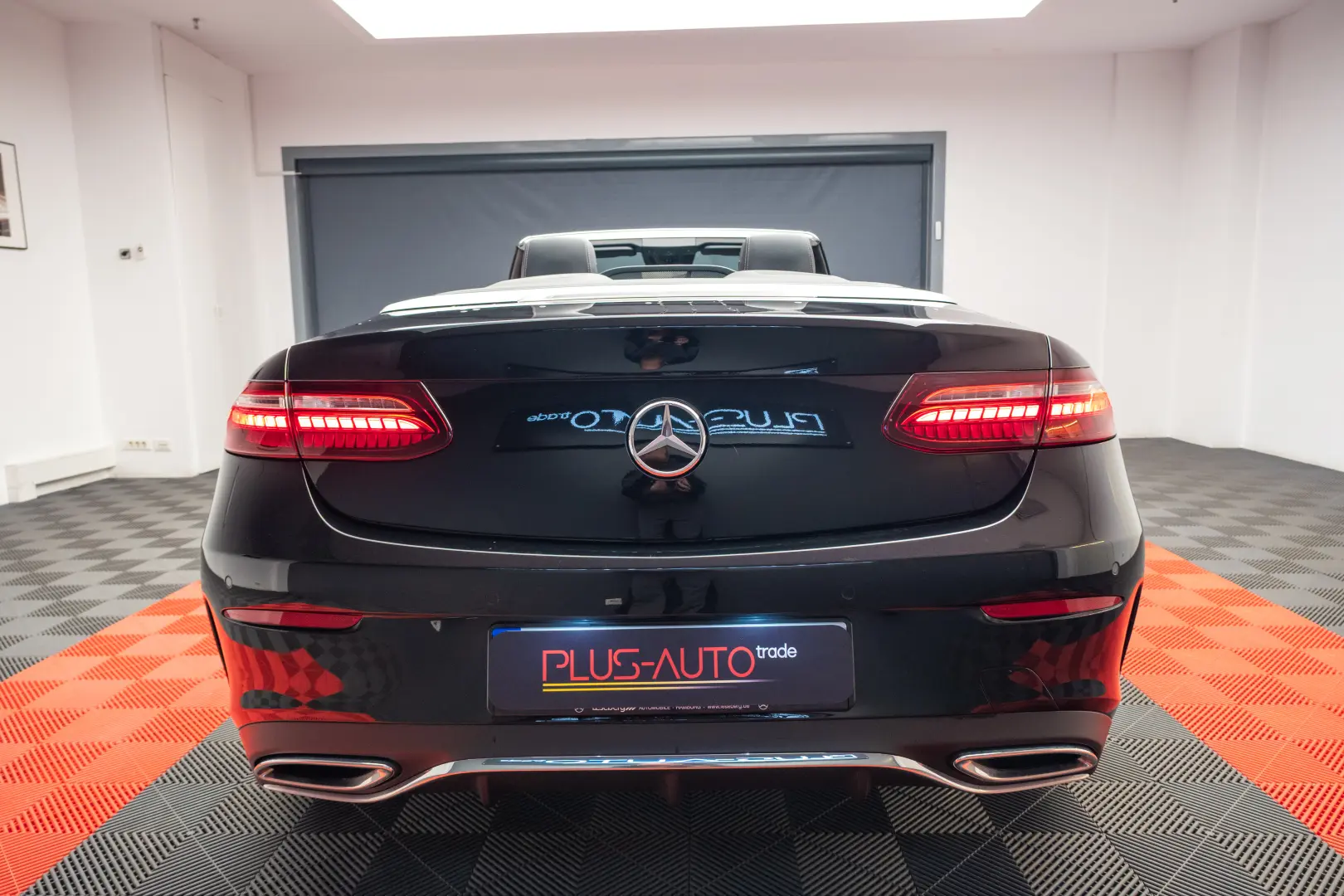 Mercedes-Benz E220d Cabrio