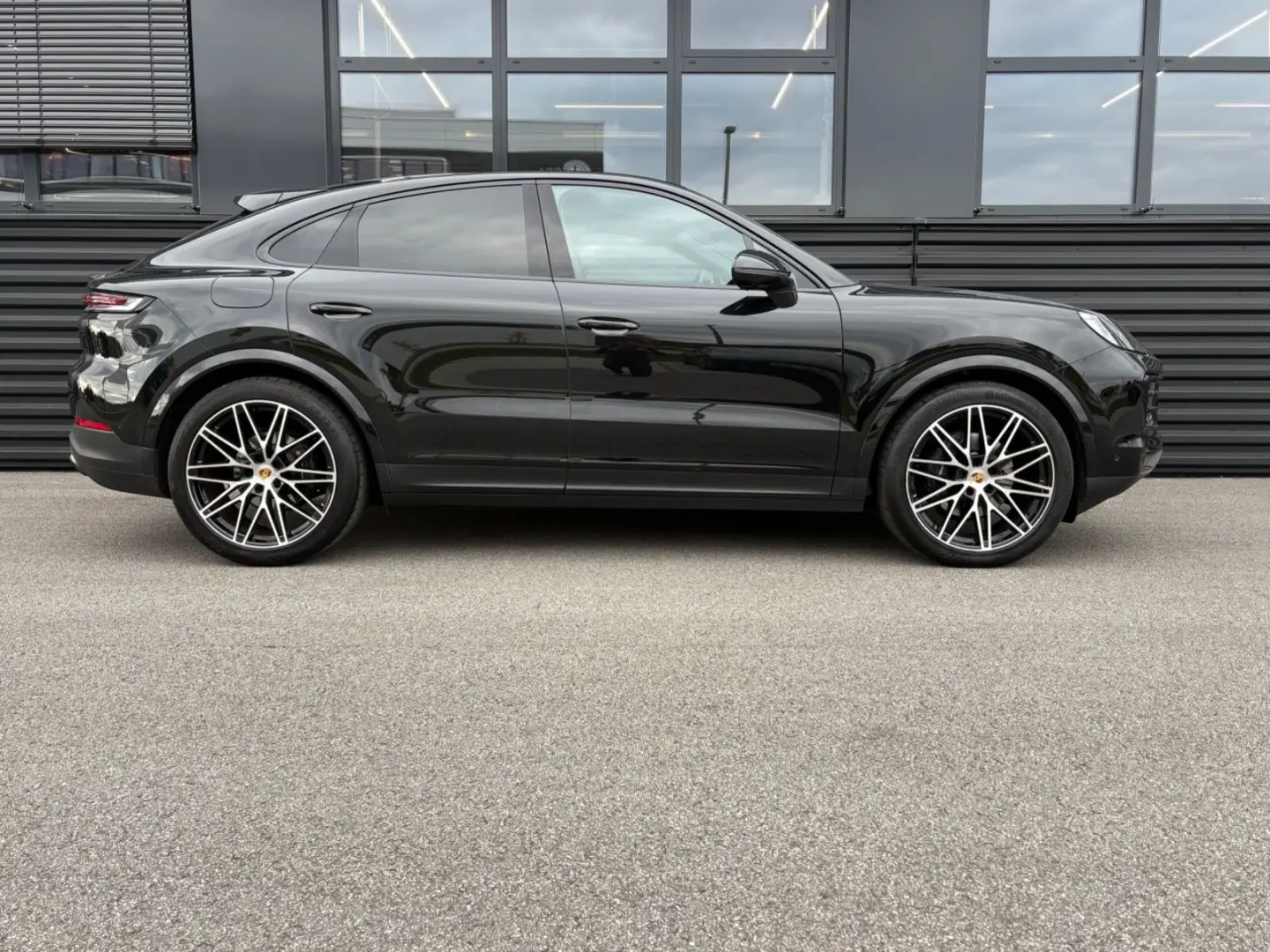 Cayenne Coupe-FACELIFT-LUFT-BOSE-HEAD UP-22``