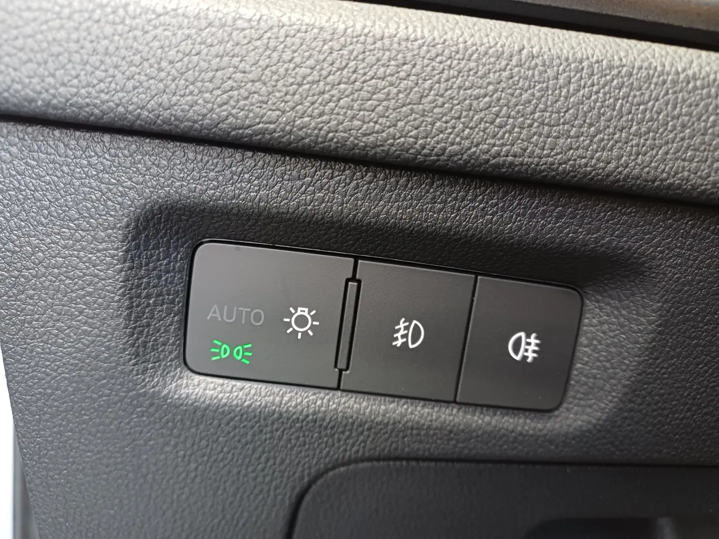 Škoda Octavia AMBITION 1.5 TSI