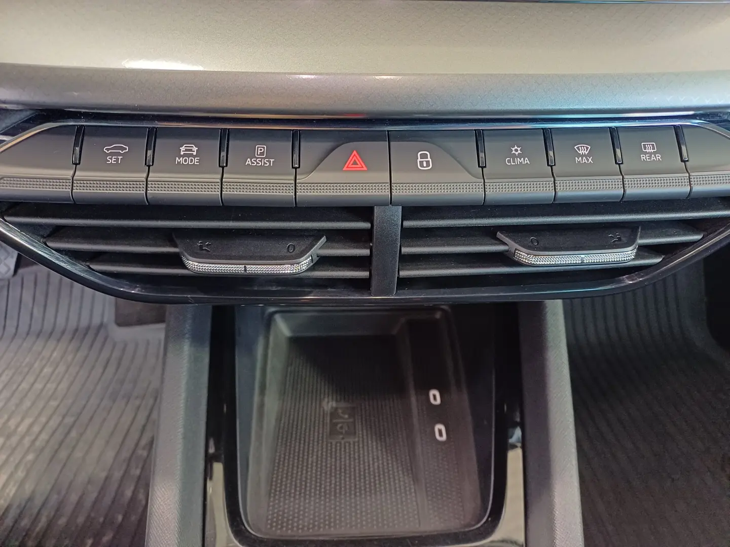 Škoda Octavia AMBITION 1.5 TSI