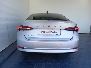 Škoda Octavia AMBITION 1.5 TSI