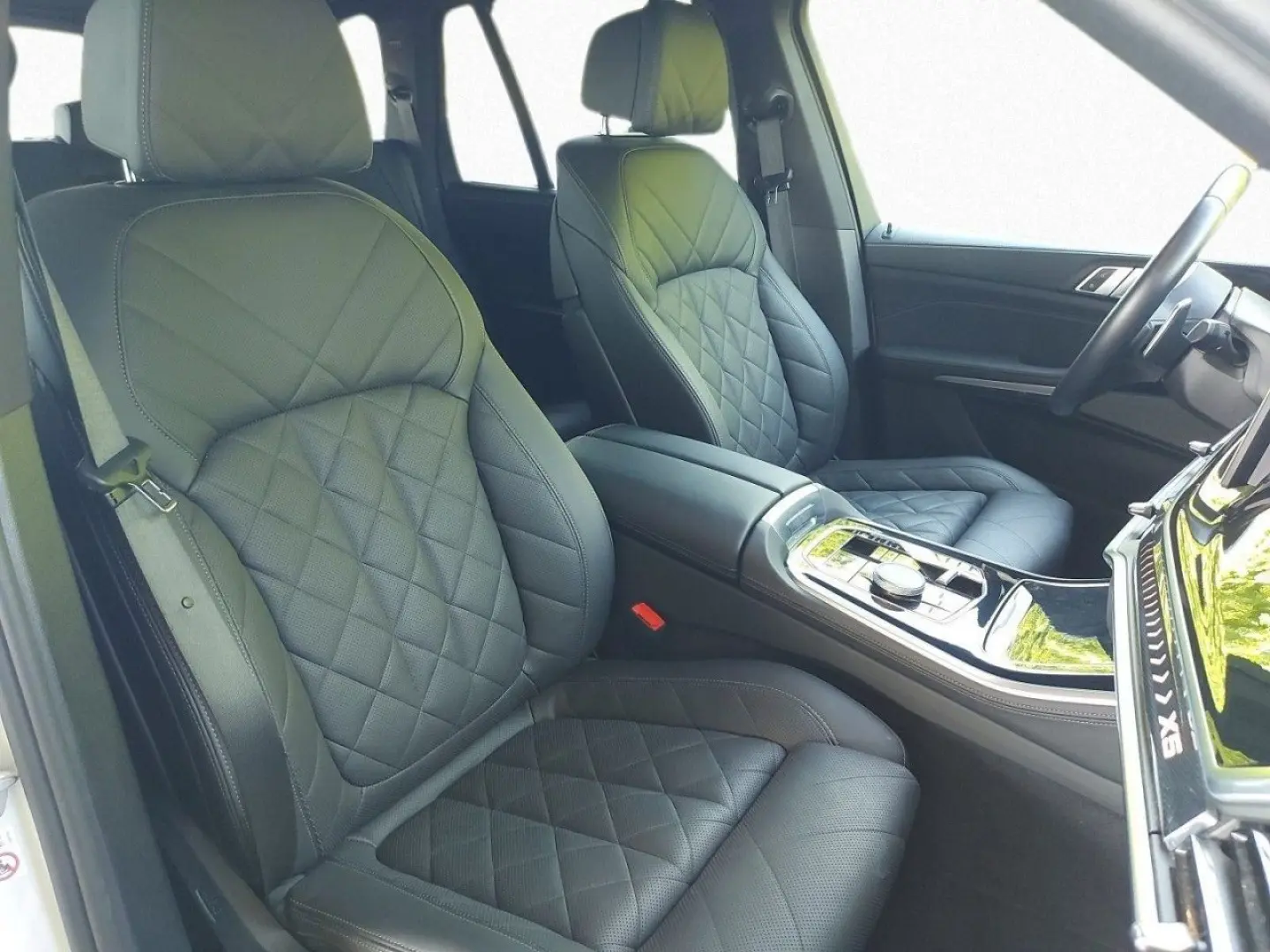 X5 xDr30d M Sport DAPro StHz Pano 360 AHK KomSi