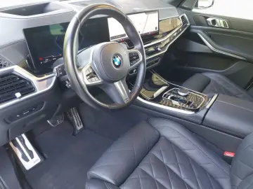 X5 xDr30d M Sport DAPro StHz Pano 360 AHK KomSi