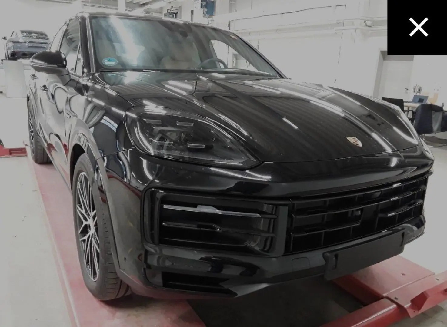 Cayenne Coupe E-Hybrid AHK BOSE Head Up Mod2025