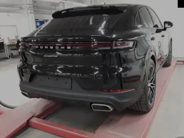Cayenne Coupe E-Hybrid AHK BOSE Head Up Mod2025