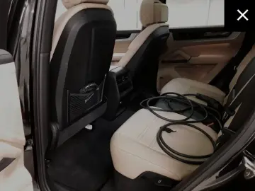 Cayenne Coupe E-Hybrid AHK BOSE Head Up Mod2025