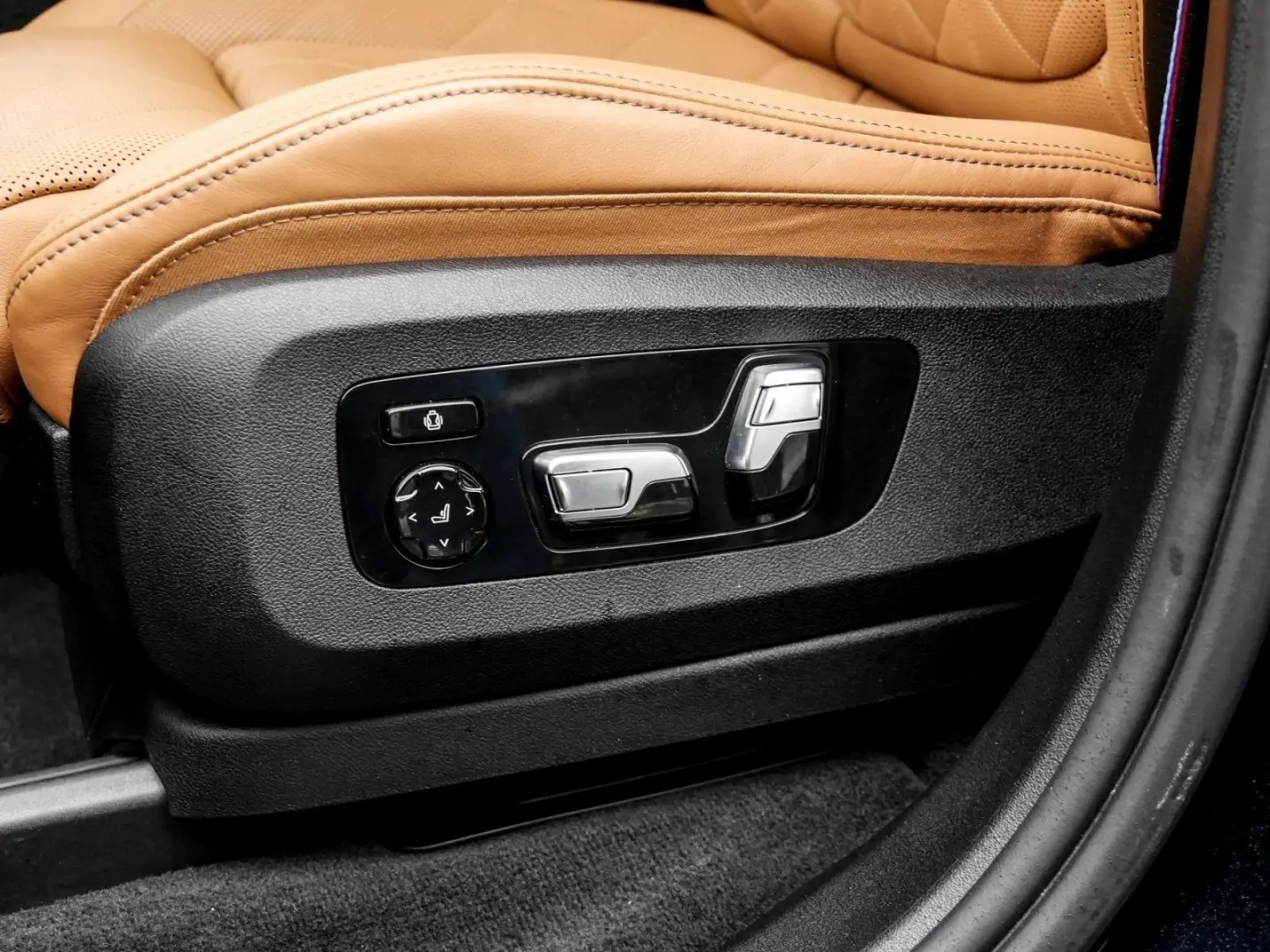 X5 xDrive30d M SPORT PRO H K PANO HuD DA PROF 36