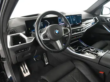 X5 xDrive30d M Sport Pro AHK Pano  UVP  116.420