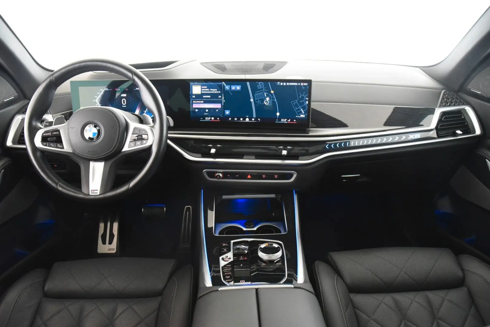 X5 xDrive30d M Sport Pro AHK Pano  UVP  116.420