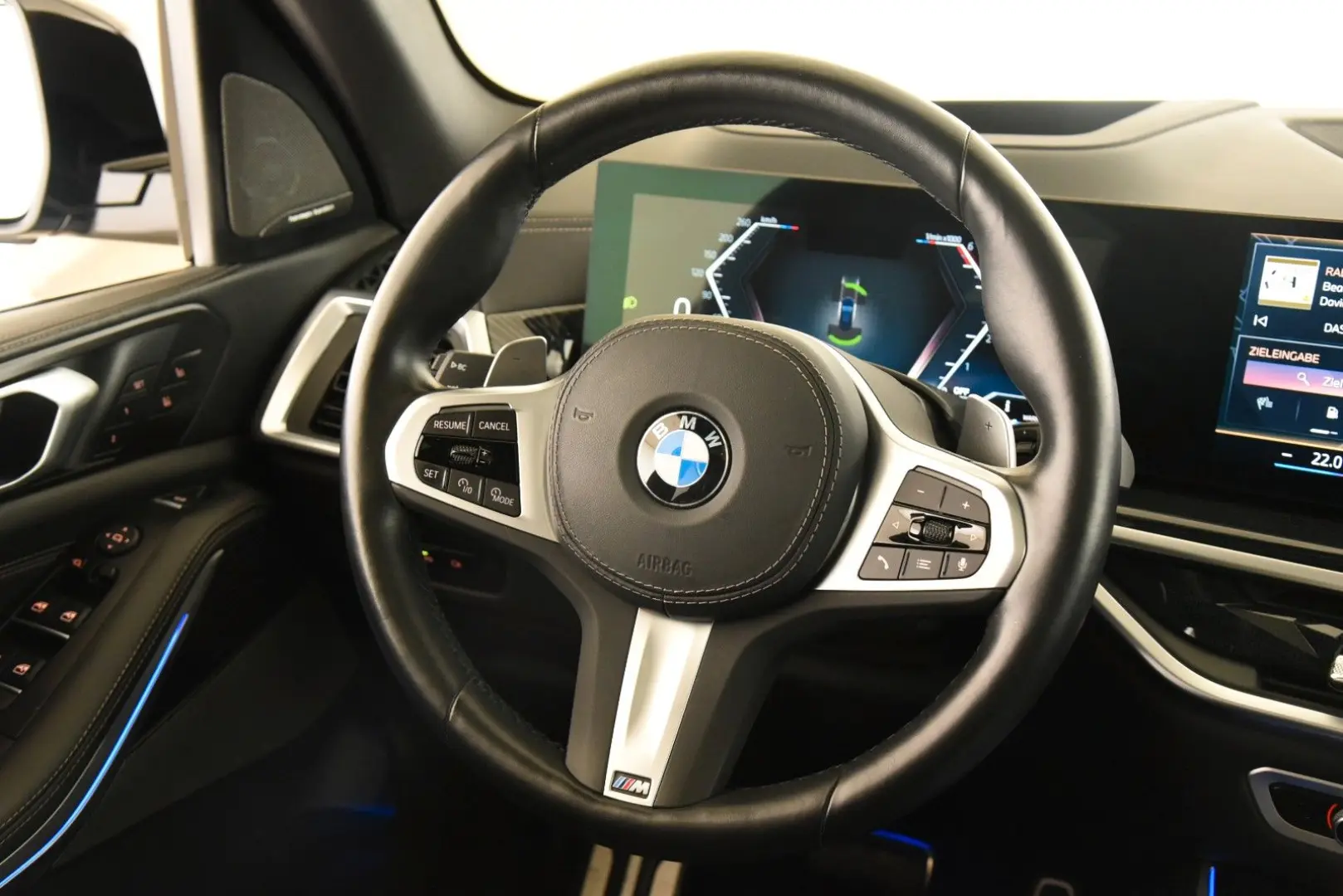 X5 xDrive30d M Sport Pro AHK Pano  UVP  116.420