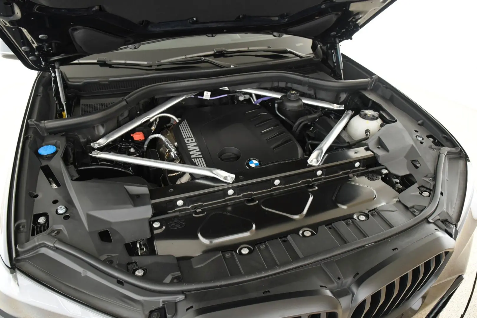 X5 xDrive30d M Sport Pro AHK Pano  UVP  116.420