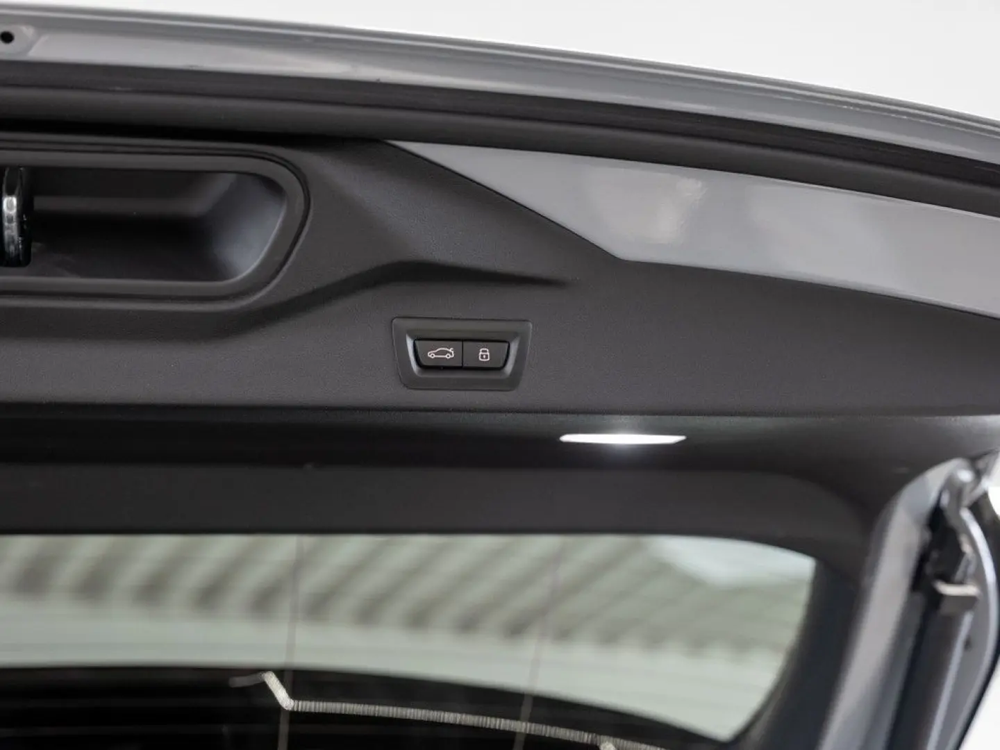 X5 xDrive 30d M-Sport FACEL. PANO AHK LED NAVI