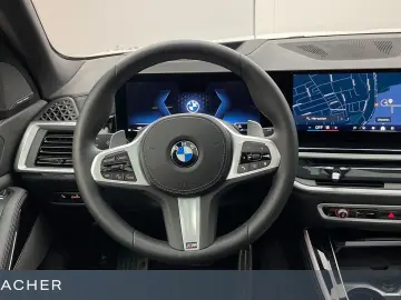 X5 xDrive30d M-Sport HUD AHK Pano SoClo StHzg
