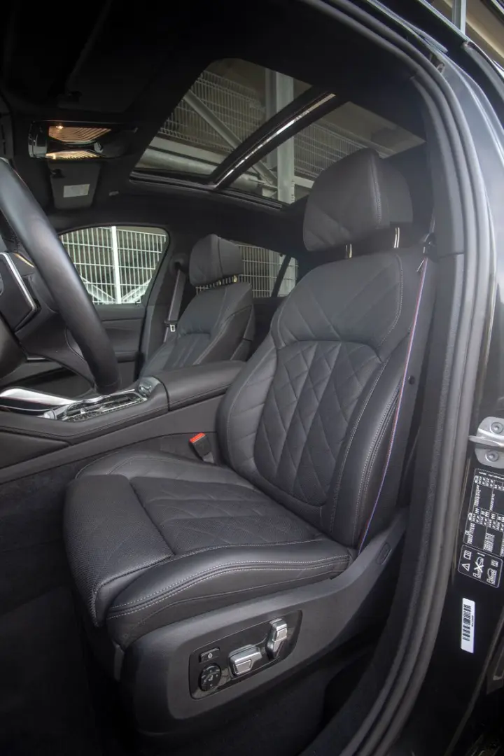 X6 30d xDrive M Sport PRO 360 KAM PANO HA-LENKUN