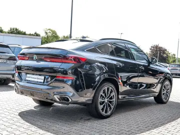 X6 xDrive40i M SPORT AHK HUD ACC 360 KAM HAR KAR