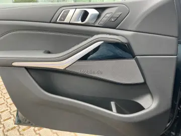 X5 xDrive30d M Sport Individual 2-Achs Pano Sky!