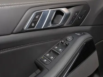 X5 xDrive30d (ab 2022) M Sportpaket HK HiFi DAB