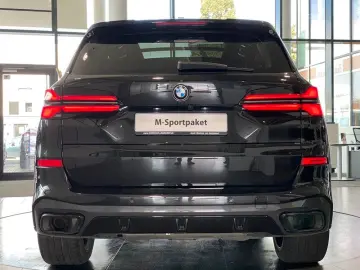 X5 40d M-Sport Pro M-Sitze Pano Sbel AHK ACC H&K