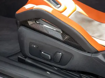 M4 Comp.xDrive CARBON