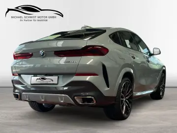 X6 xDrive40d M Sportpaket 22 Zoll H K 2 Achs Pan
