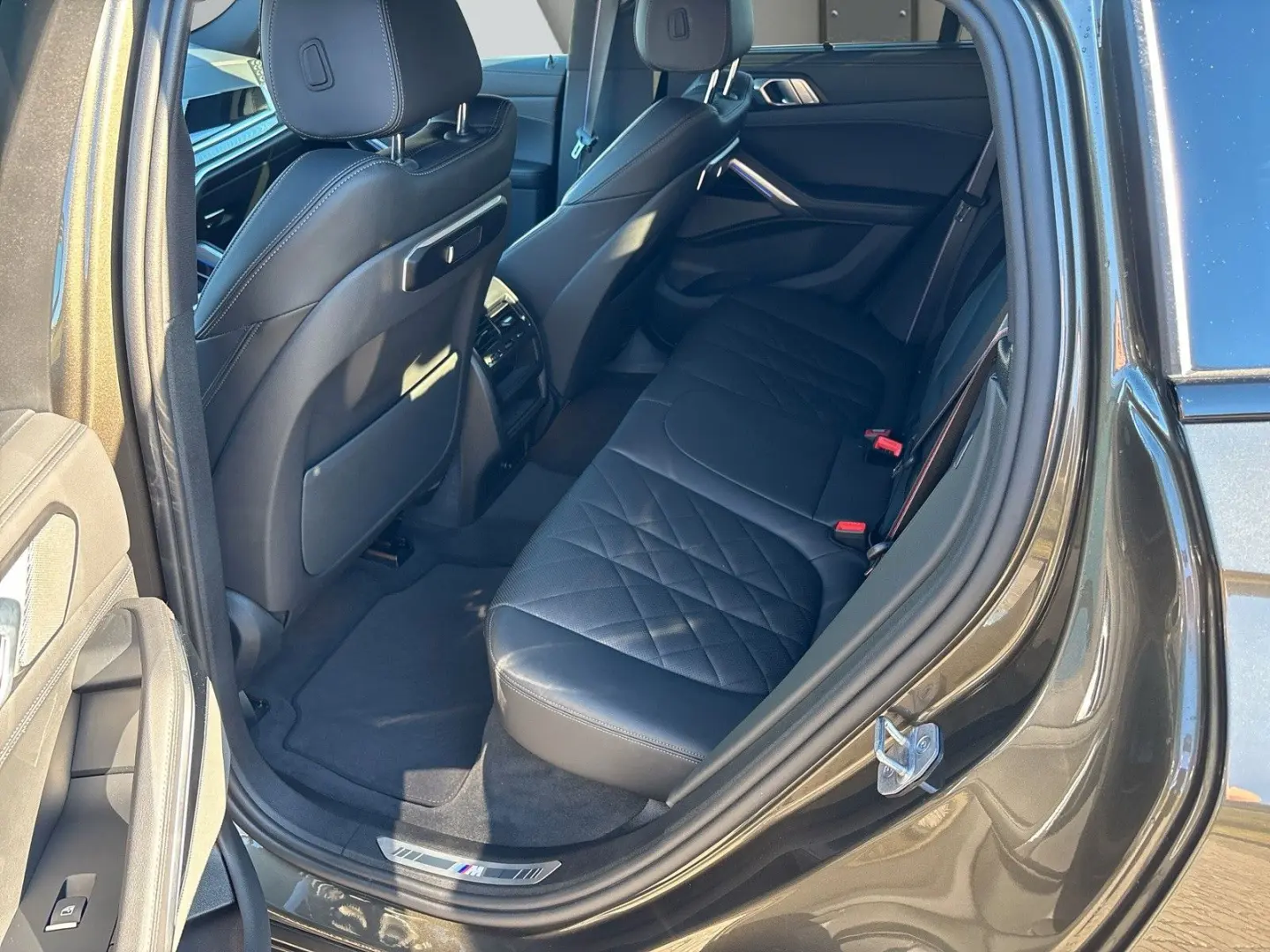 X6 30d M Sport Pro 22  H&K Pano Luft ACC AHK