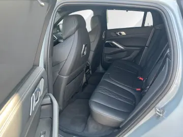 X6 xDrive40d M Sportpaket  22 Zoll   SkyLounge