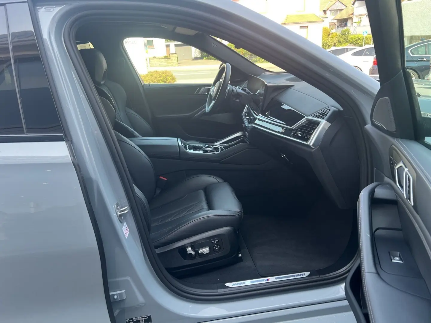 X6 xDrive40d M Sportpaket  22 Zoll   SkyLounge
