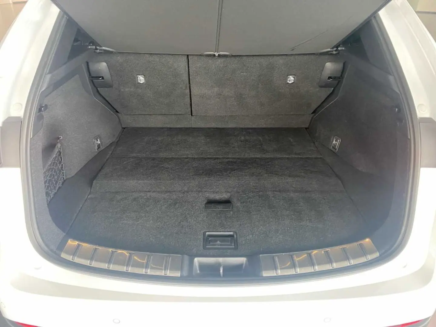 NX 450h  Plug-In Hybrid E-FOUR SHZ LED KLIMA