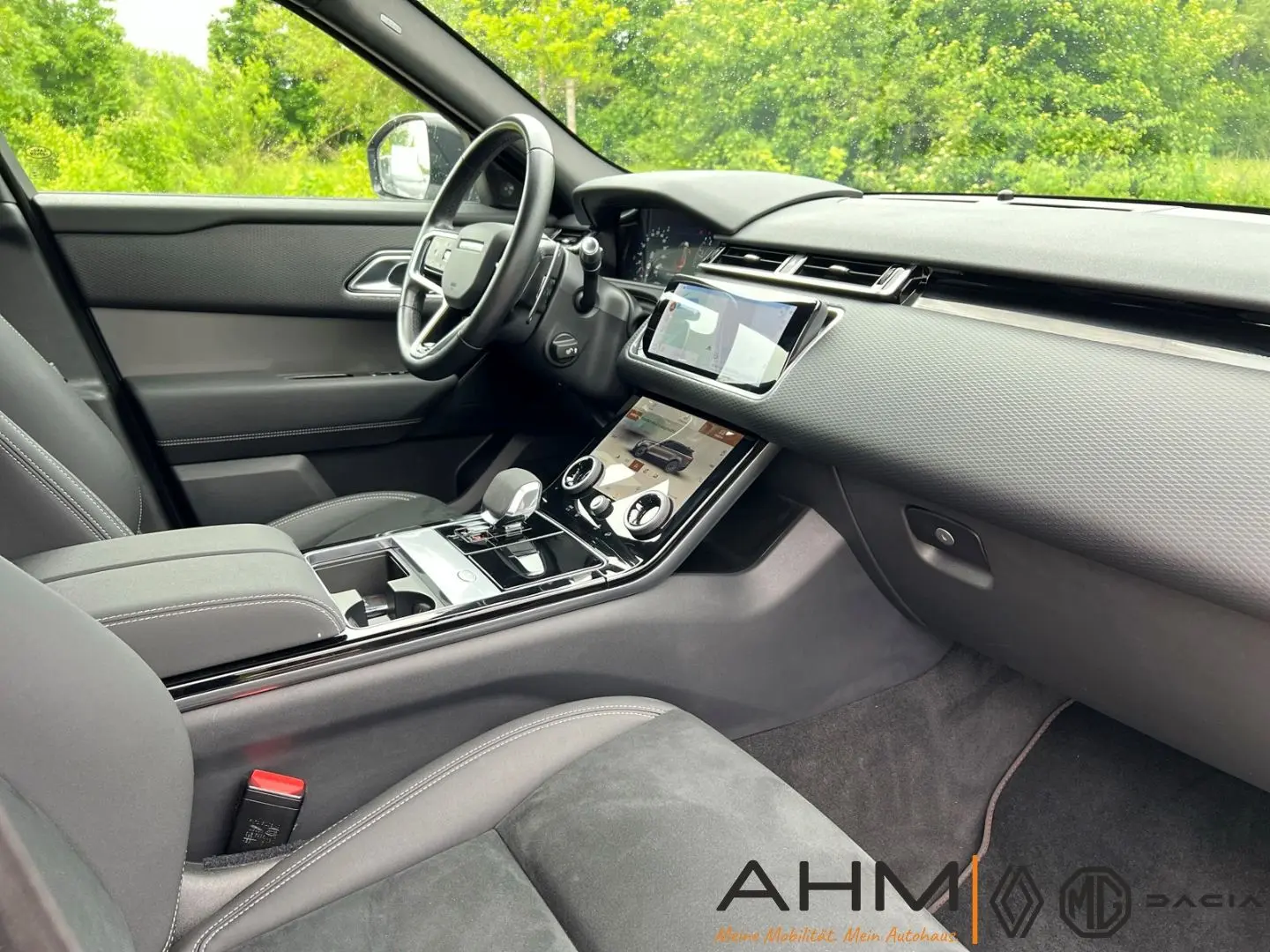 Range Rover Velar Hybrid P400e Plug-In Morzine A
