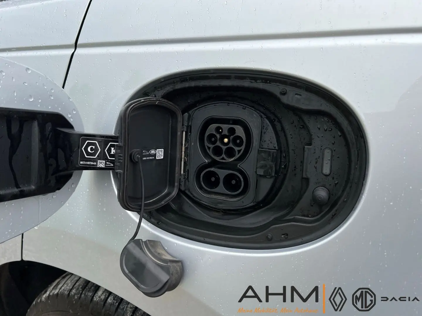 Range Rover Velar Hybrid P400e Plug-In Morzine A