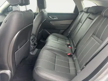 Range Rover Velar P400e R-Dynamic