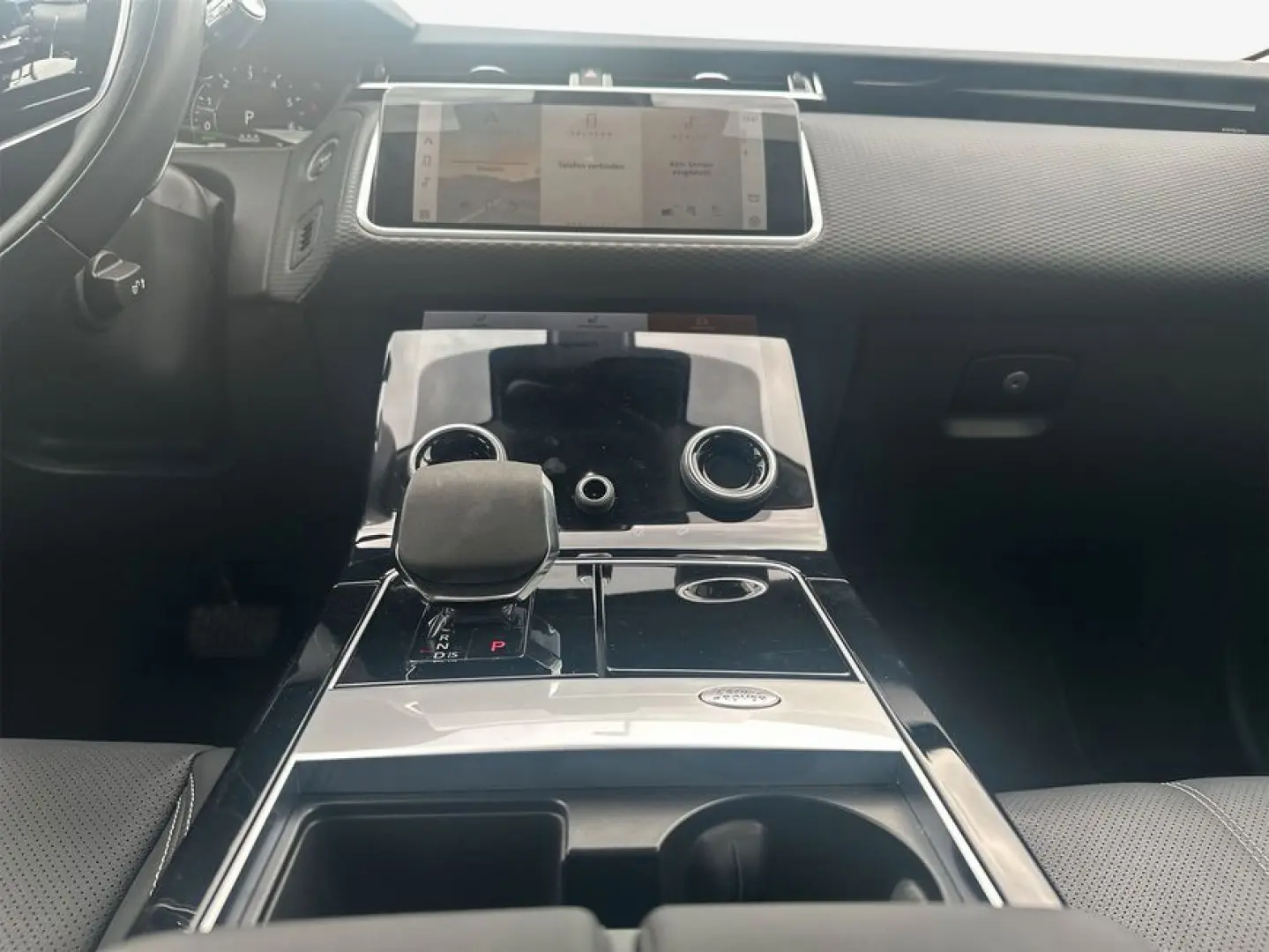 Range Rover Velar P400e R-Dynamic
